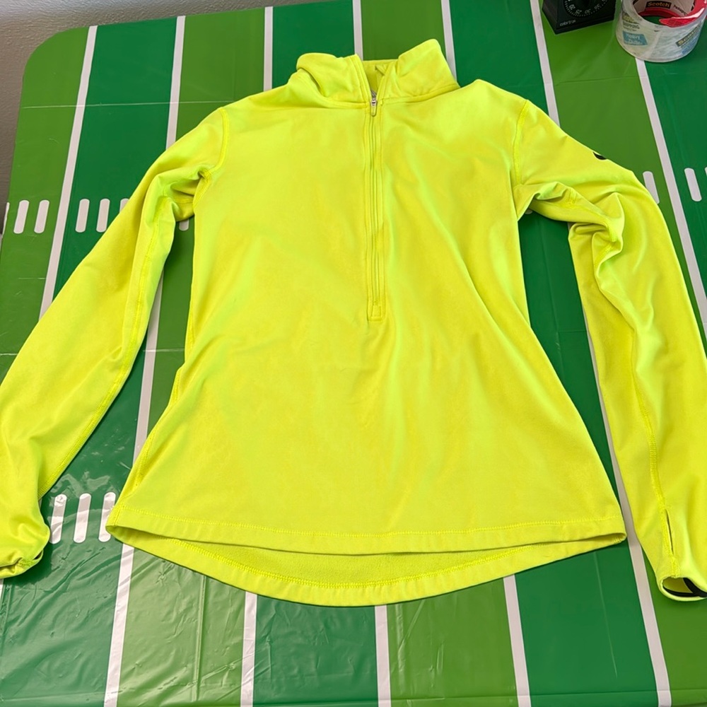 Nike pro dry fit quarter zip sz medium!